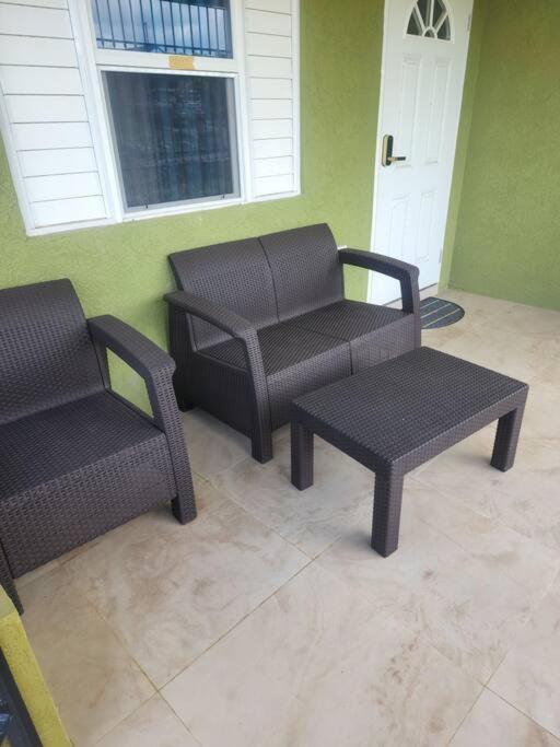 פאלמאות' Stonebrook Manor Villa Chateau מראה חיצוני תמונה